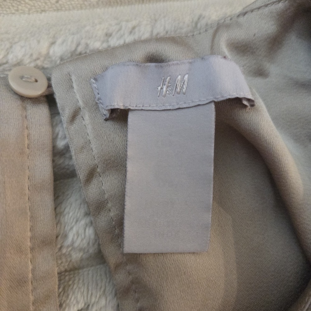 H&M Womens M Beige Solid Woven Polyester Button Front Raglan Sleeve Blouse - Picture 3 of 13